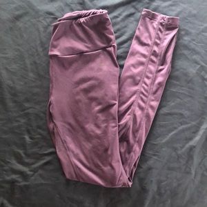 Gymshark high waisted purple legging w/ pockets